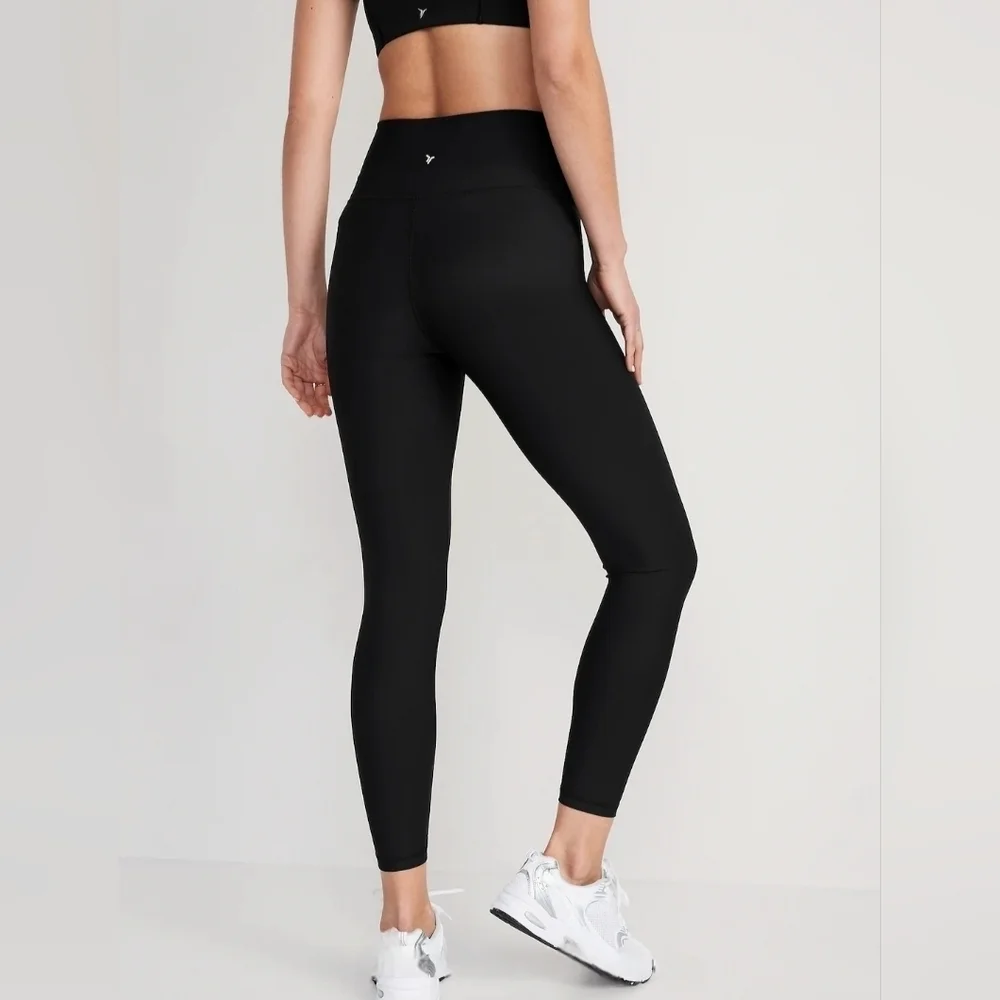 NWT | Old Navy | High-Waisted PowerSoft 7/8 Leggings | Size: M | Blackjack - Picture 3 of 13